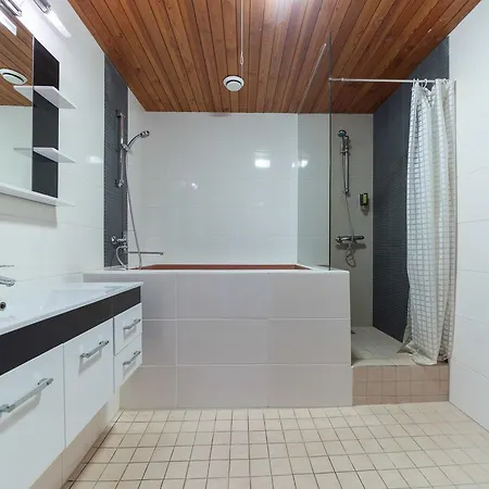 Apartmán Spacious 3 Bdrm For 6