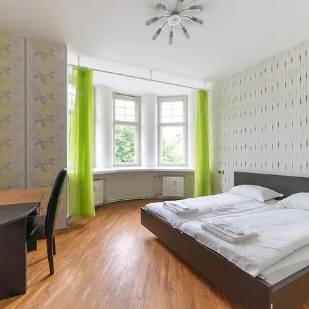 Spacious 3 Bdrm For 6 Apartmán *
